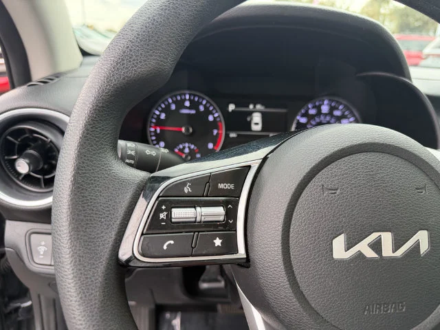 Used 2024 Gray Kia LXS image 18
