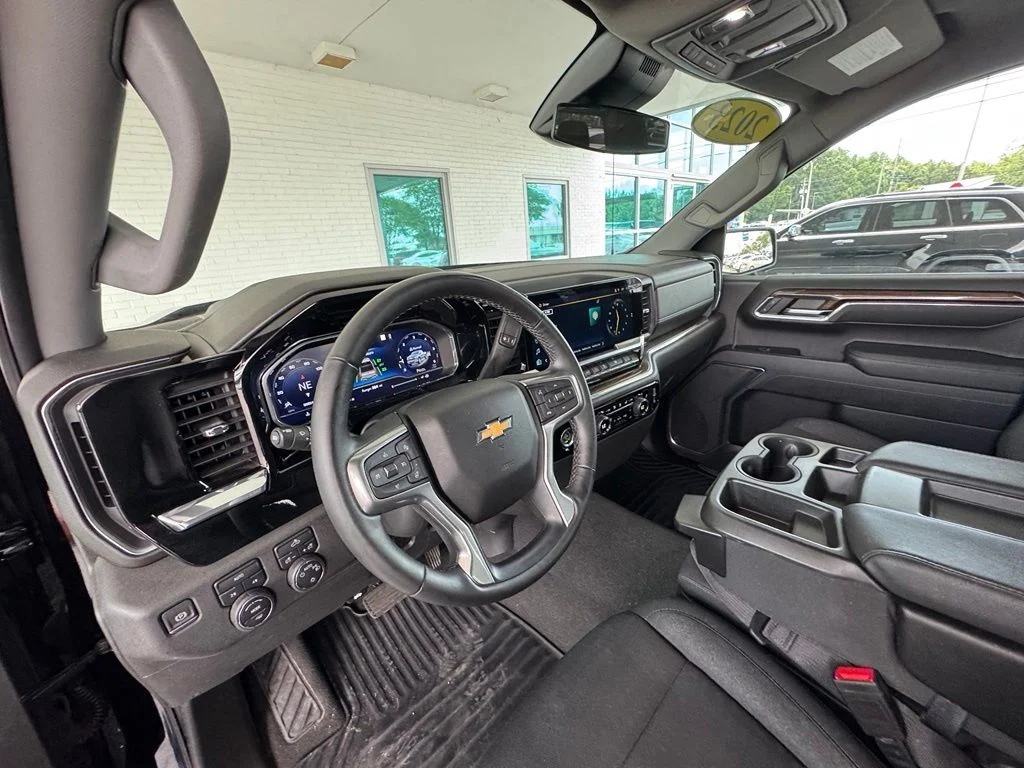 Used 2023 Black Chevrolet LT image 14