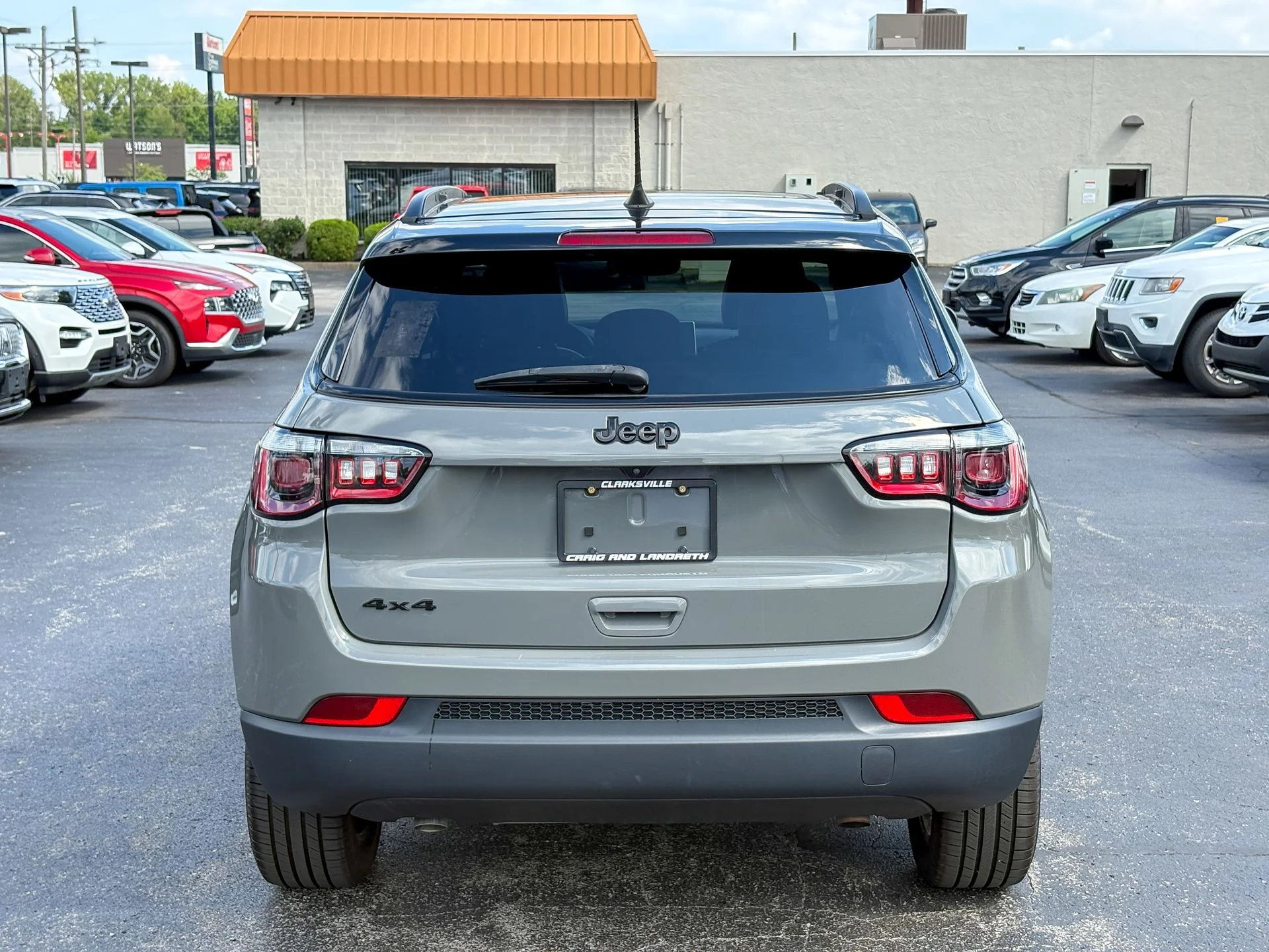 Used 2023 Gray Jeep Altitude image 8
