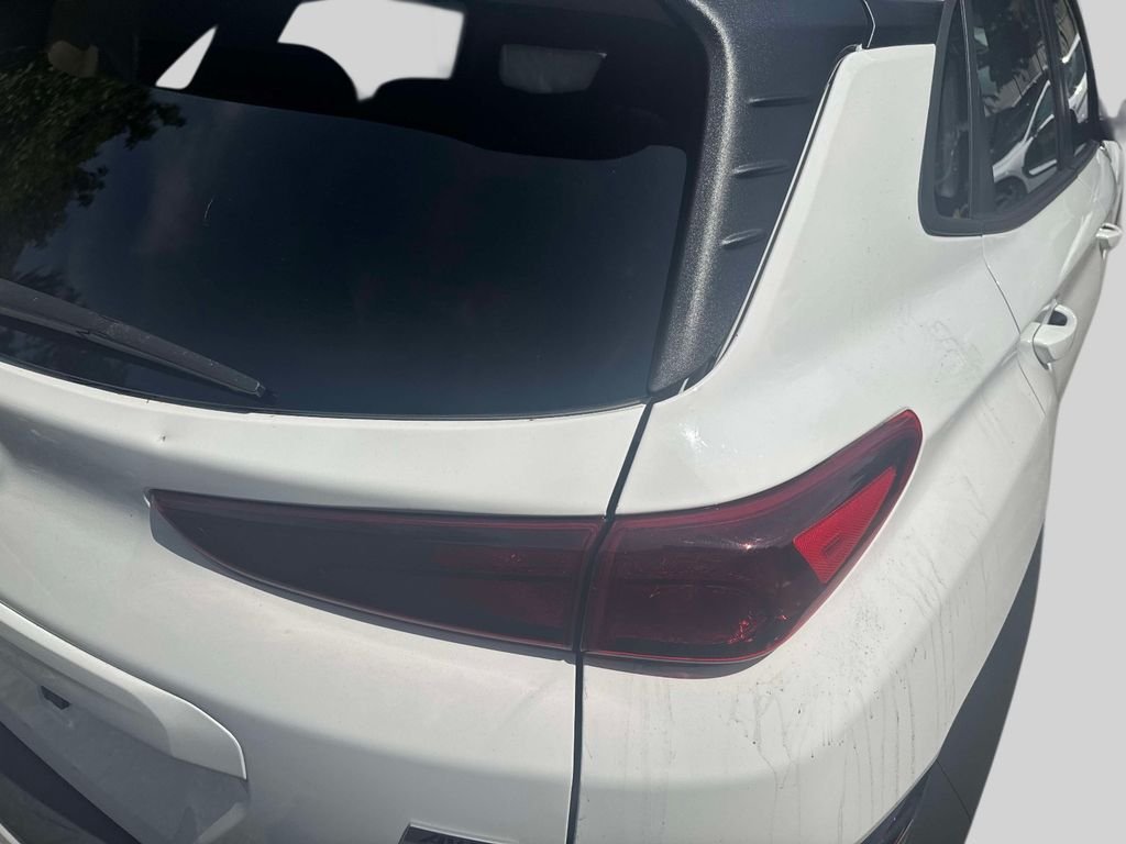 2023 Hyundai Kona SE - Photo 9