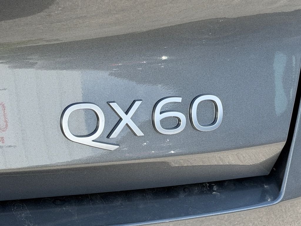 New 2027 GRAPHITE SHADOW INFINITI Luxe FWD image 9