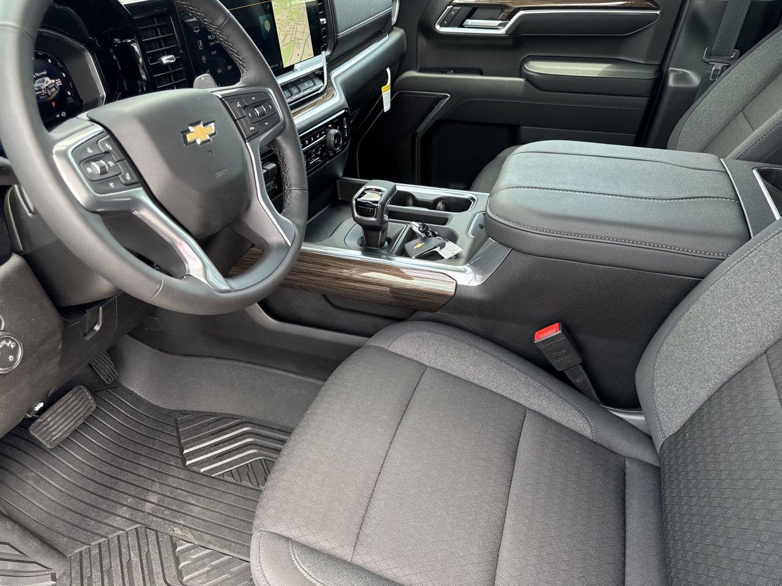 New 2026 Sterling Gray Metallic Chevrolet LT image 10