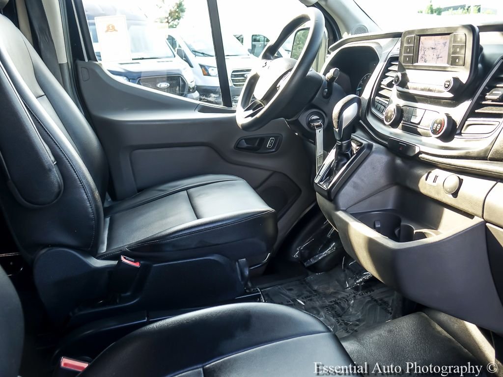 Used 2023 Black Metallic Ford Base image 24
