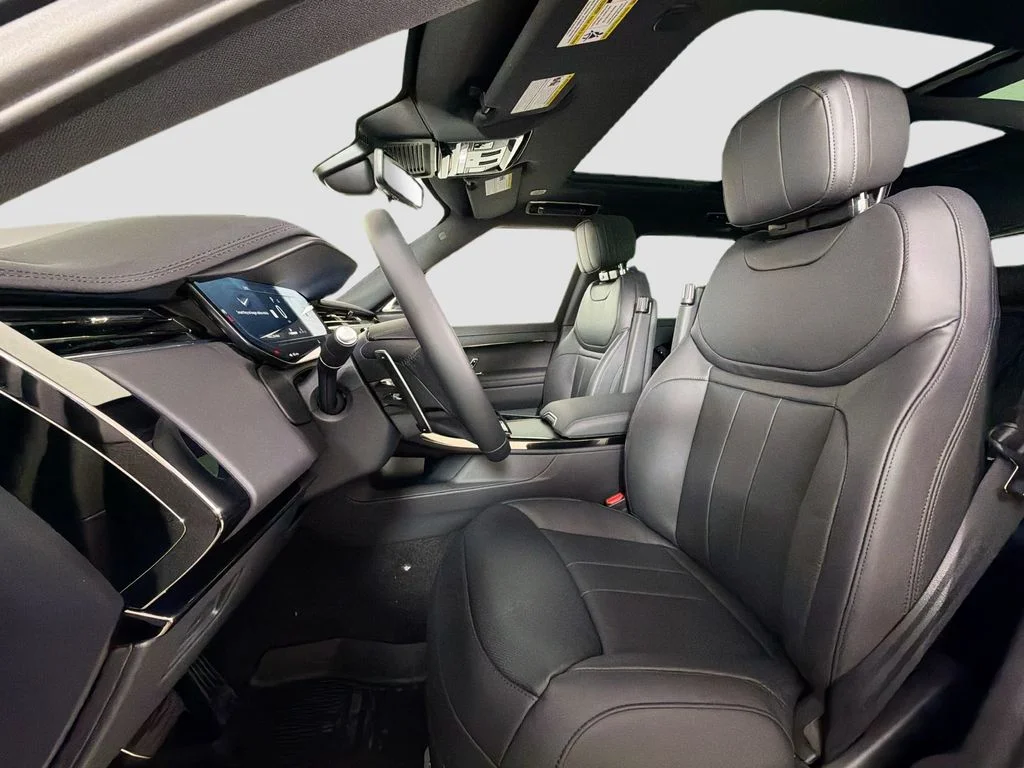 New 2026 Carpathian Grey Land Rover Dynamic SE image 22