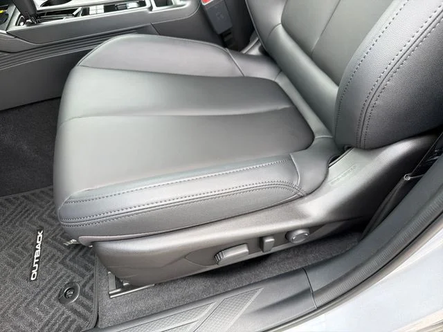 New 2026 ICE SILVER METALLIC Subaru Premium image 21