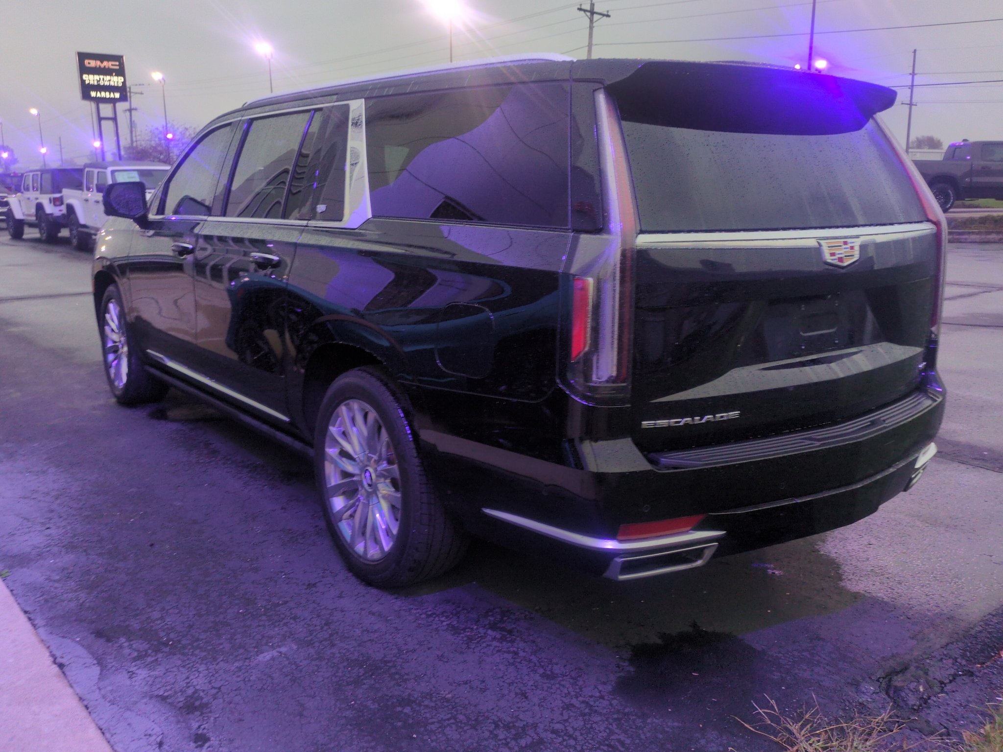 Used 2024 BLACK RAVEN Cadillac 4WD Premium Luxury image 7