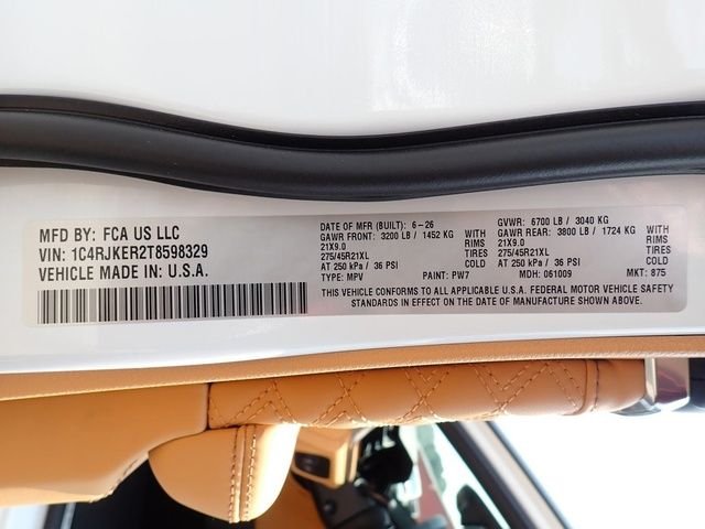 New 2026 Bright White Clear-Coat Exterior Paint Jeep Summit image 16