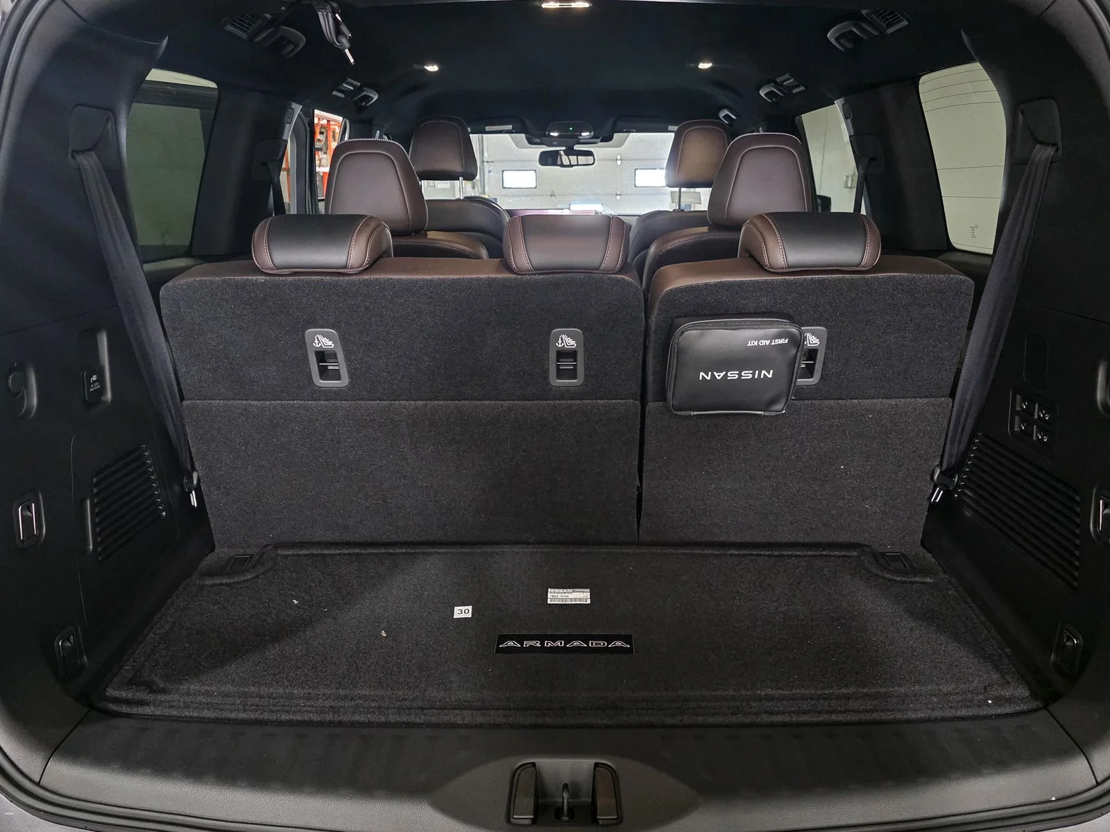 2025 Nissan Armada SL - Photo 21
