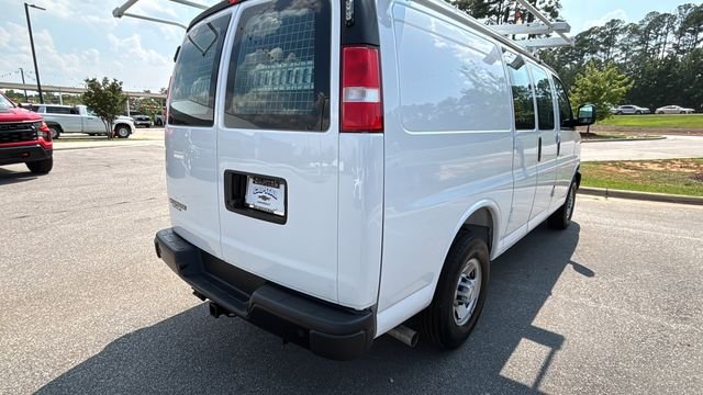Used 2025 White Chevrolet Work Van image 39