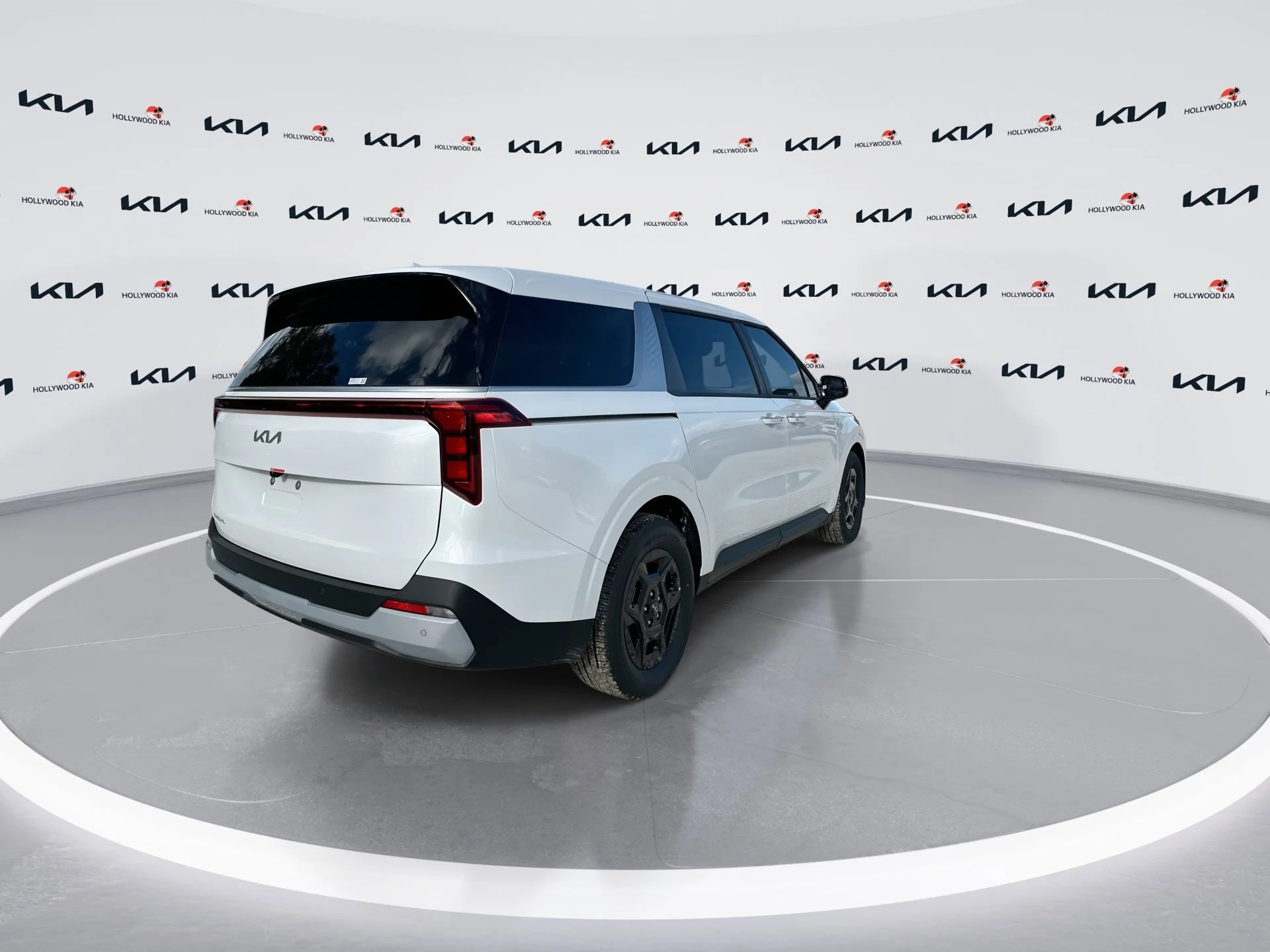 New 2026 Snow White Pearl Kia LX image 8