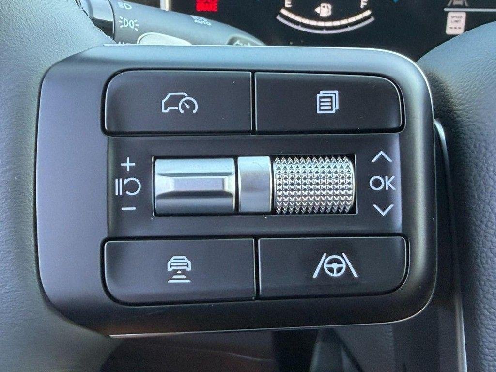 New 2027 Gray Hyundai SEL AWD image 11