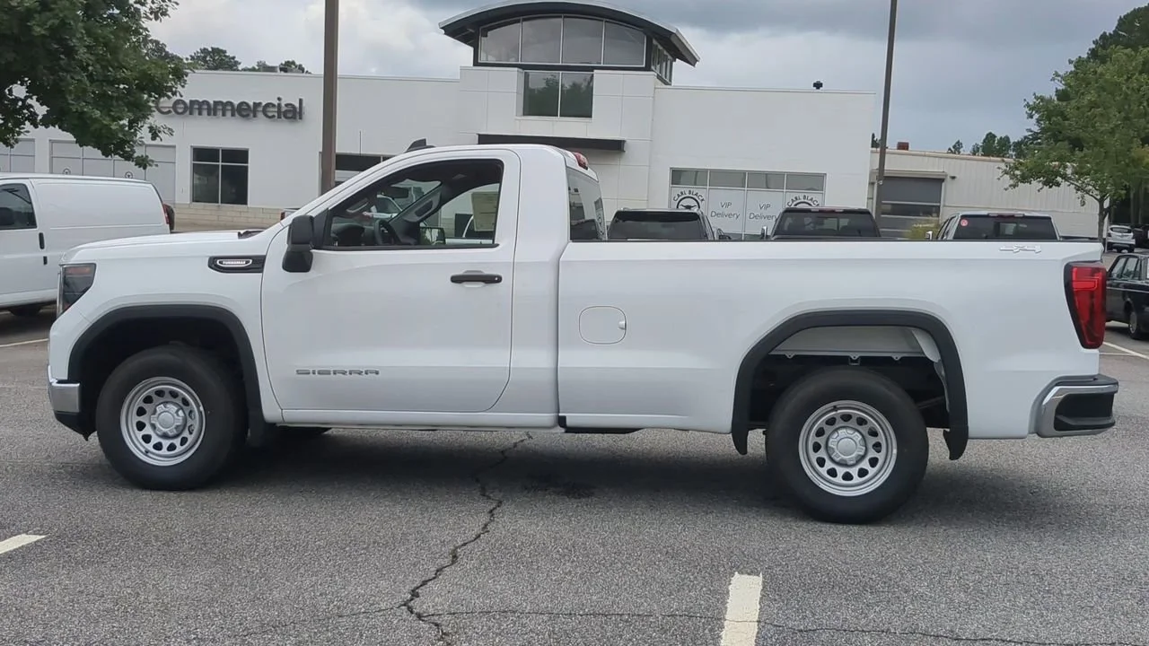 New 2025 Summit White GMC Pro image 5
