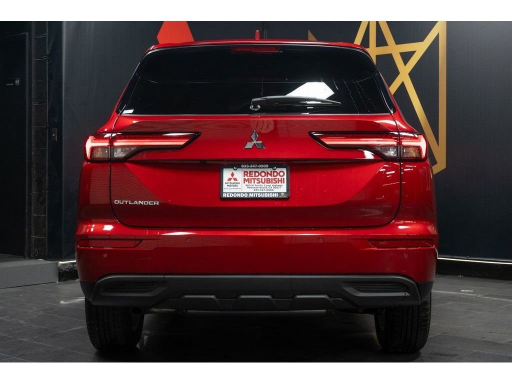 2025 Mitsubishi Outlander Plug-in Hybrid SE - Photo 7