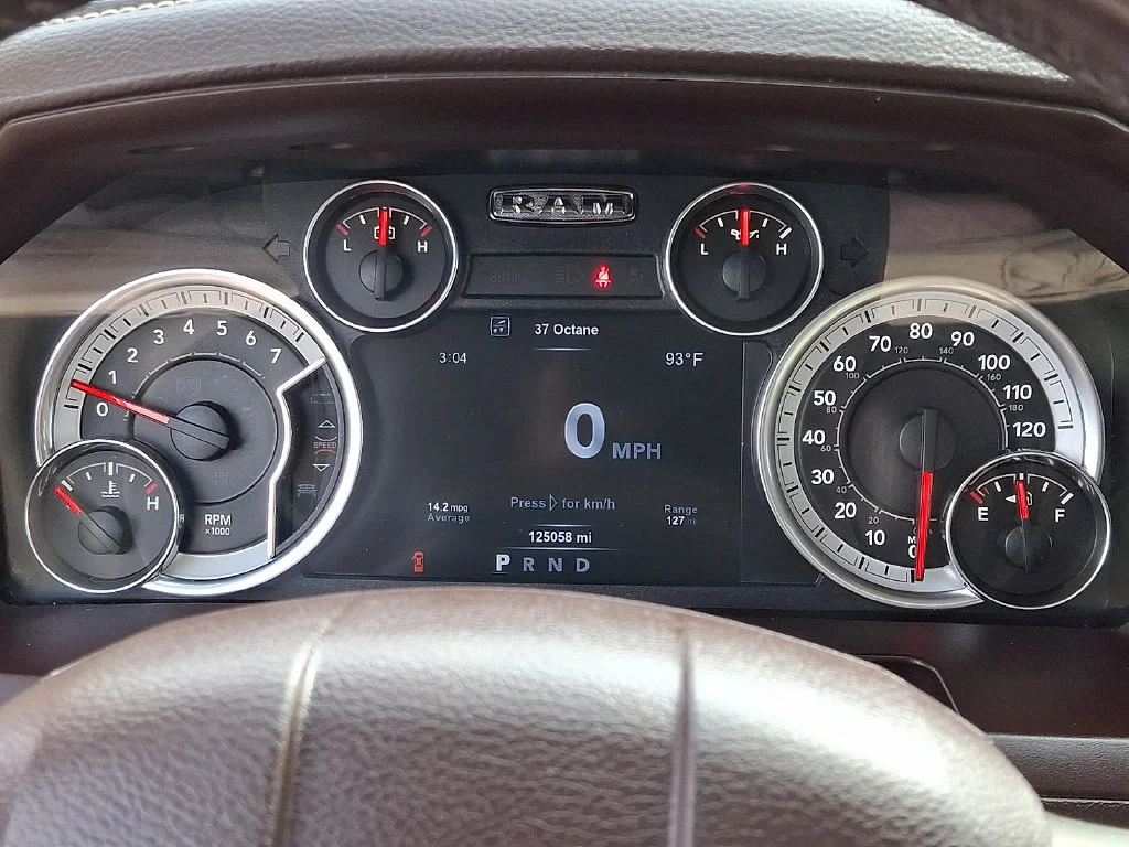 Used 2017 Pearl White Ram Laramie image 26