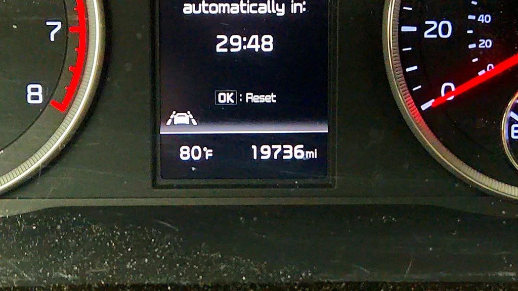 Used 2023 Glacial White Pearl Kia GT DCT FWD image 15