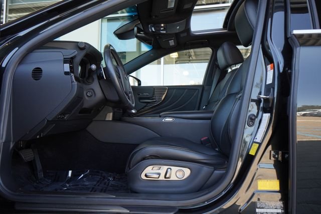 Used 2020 Black Lexus 500 Base image 22