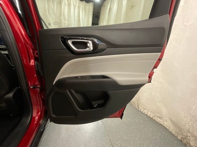 Used 2025 Red Jeep Limited image 24
