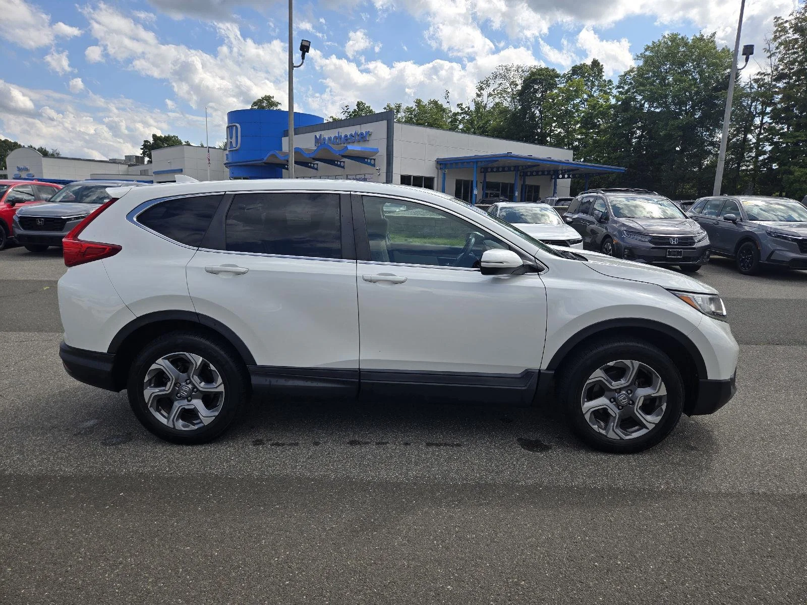 Used 2018 White Diamond Pearl Honda EX-L image 2