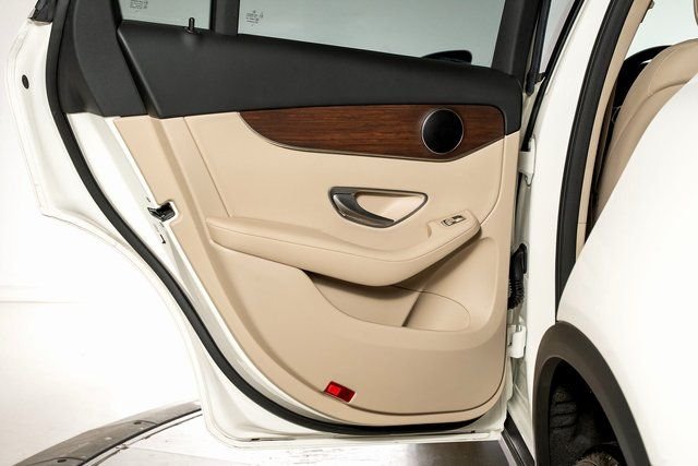 2022 Mercedes-Benz GLC GLC300 - Photo 56