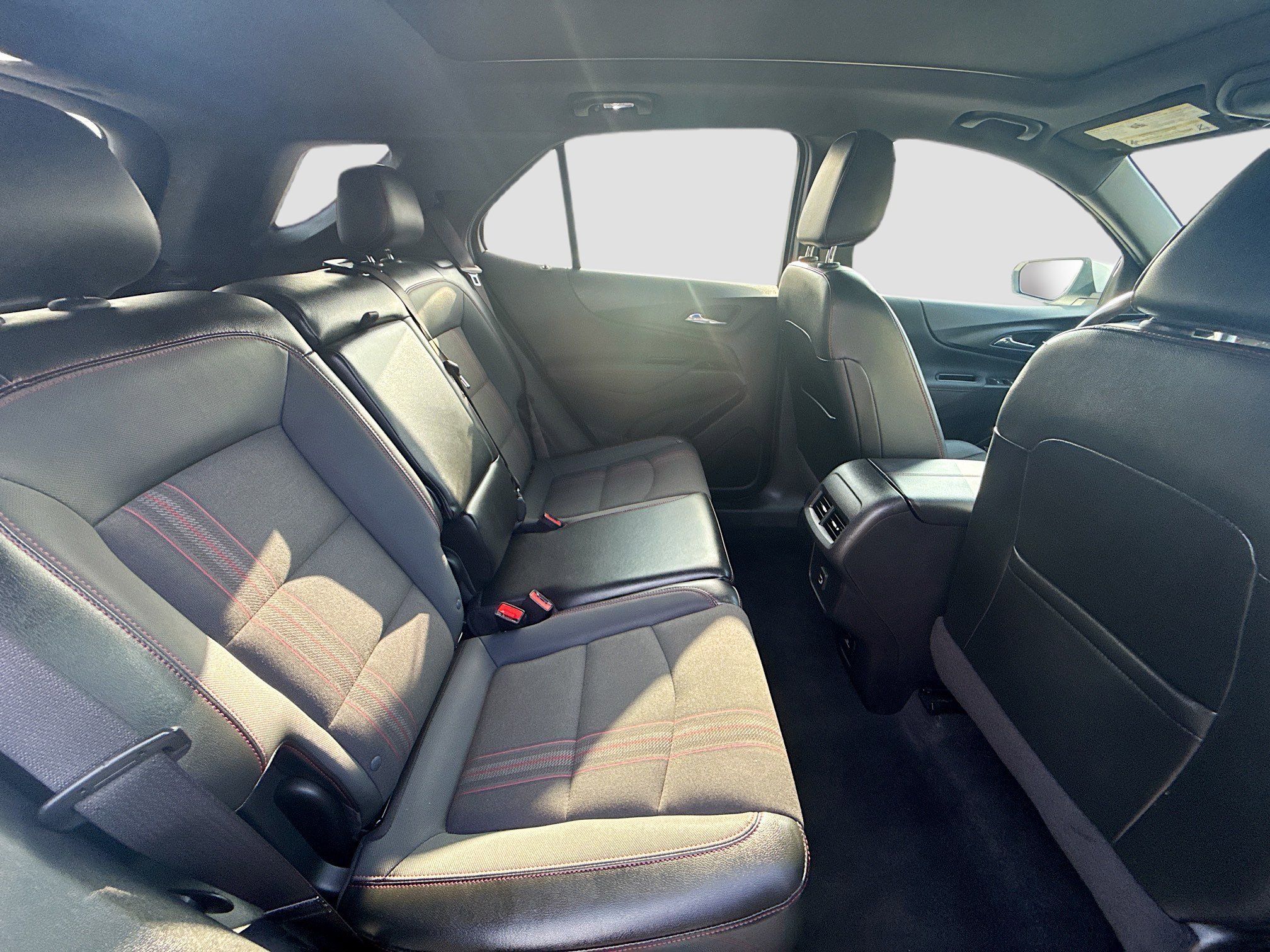 2022 Chevrolet Equinox RS - Photo 28