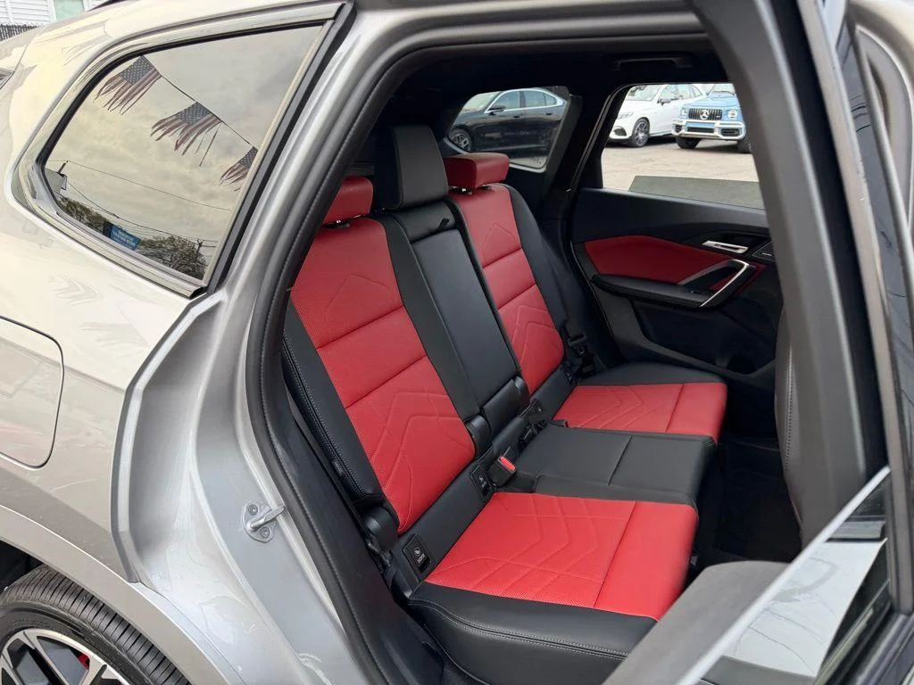 Used 2026 Silver BMW M35i image 15