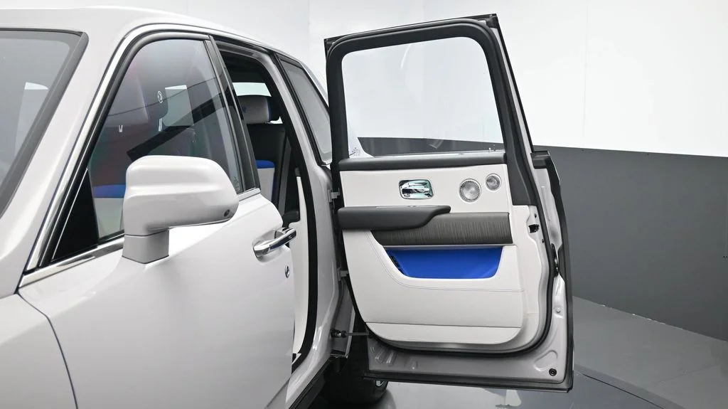 New 2027 Gray Rolls-Royce  image 11