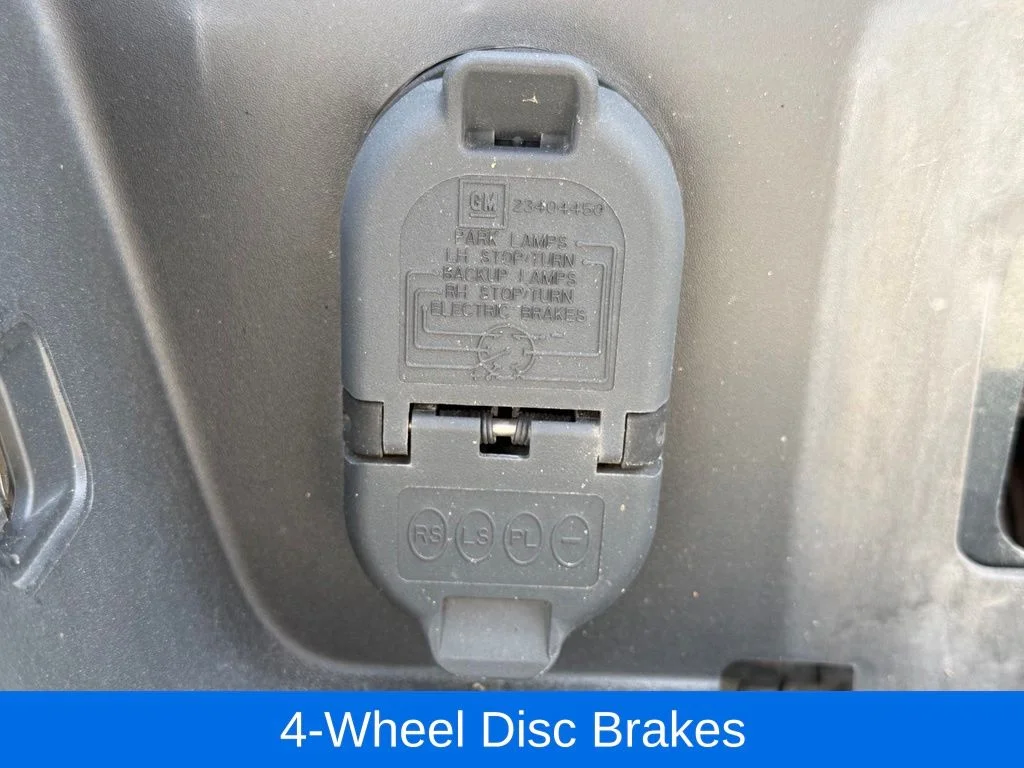 Used 2019 Gray Chevrolet Work Truck image 15