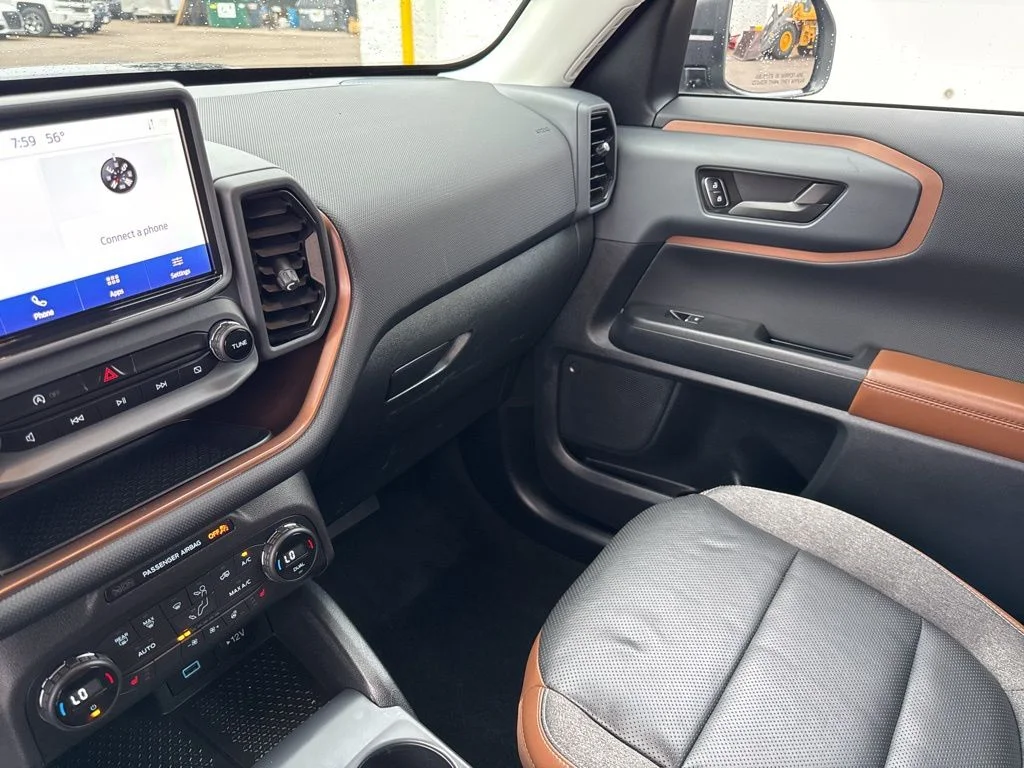 Used 2021 Alto Blue Metallic Tinted Clearcoat Ford Outer Banks image 25