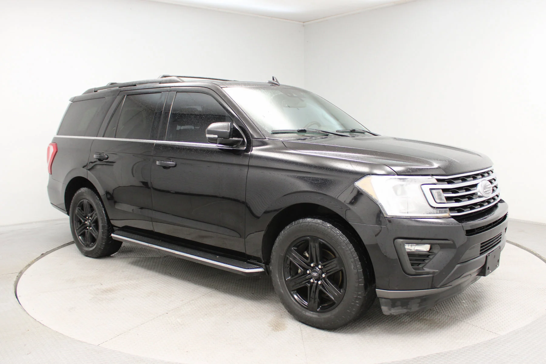 Used 2020 AGATE BLACK METALLIC Ford XLT 4x2 image 41