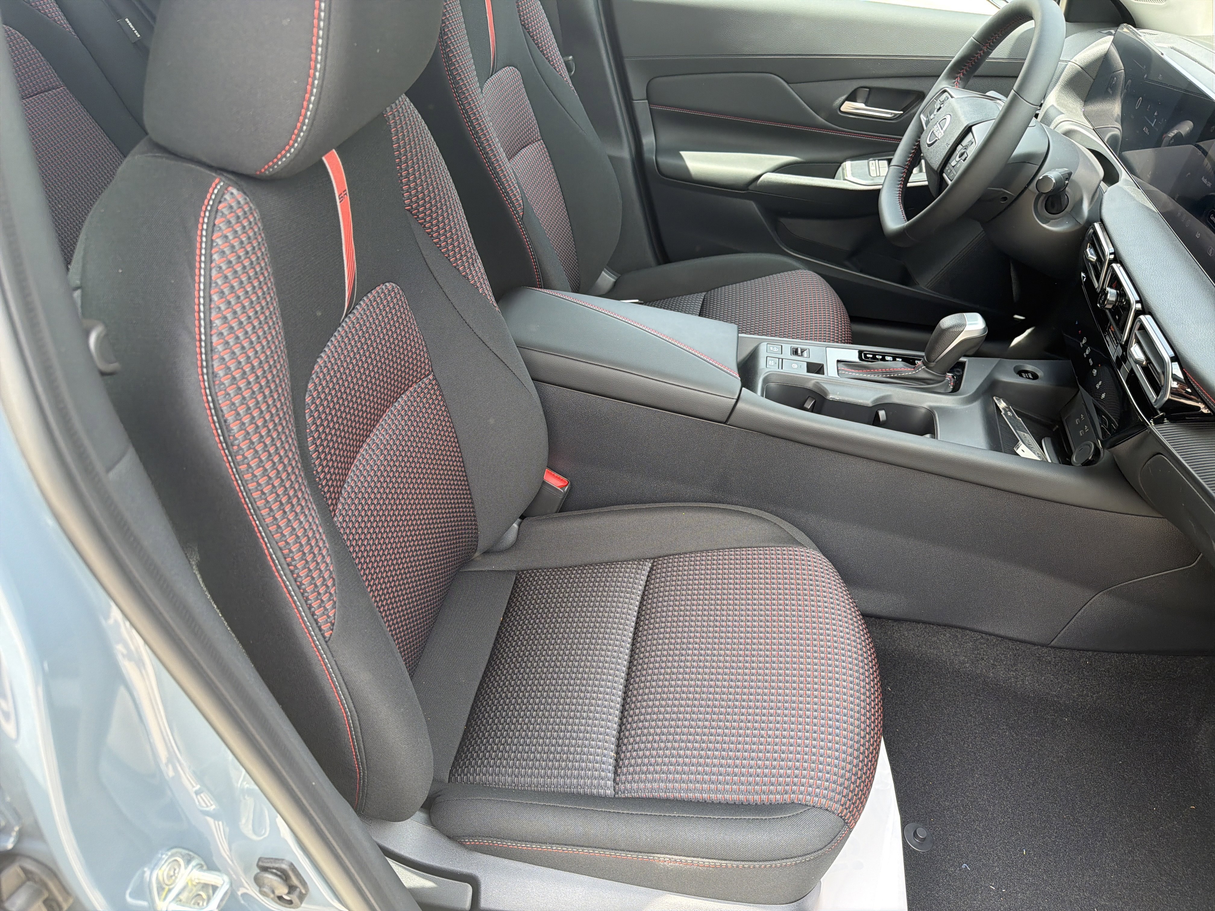 New 2026 Atlantic Gray Metallic Nissan SR image 14