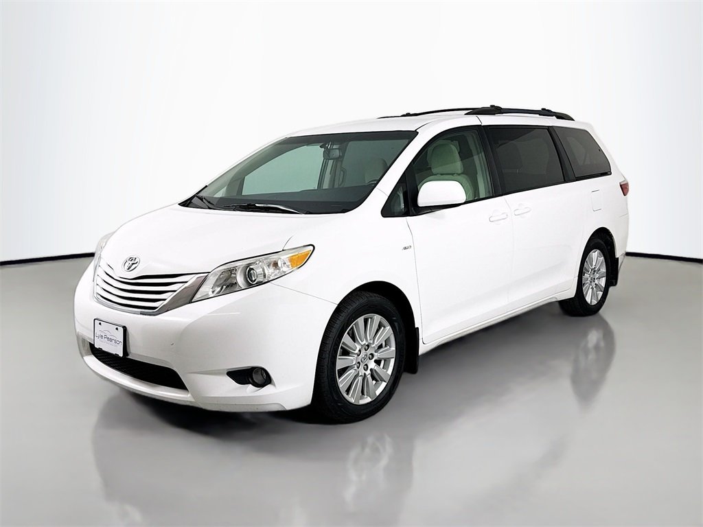 2017 Toyota Sienna LE