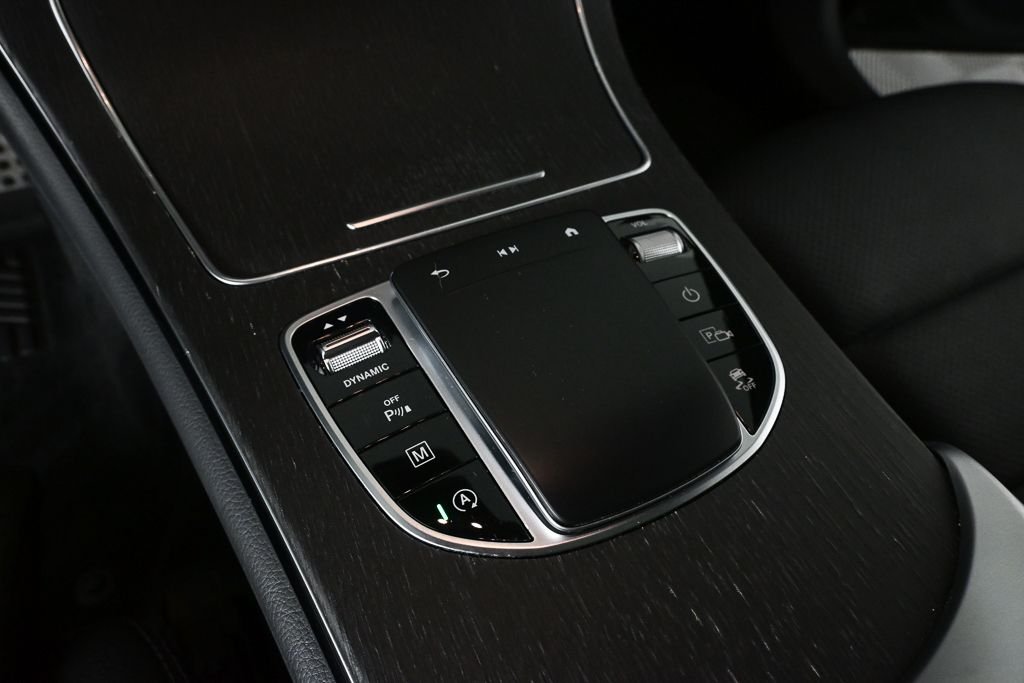Used 2022 Black Mercedes-Benz GLC 300 image 15