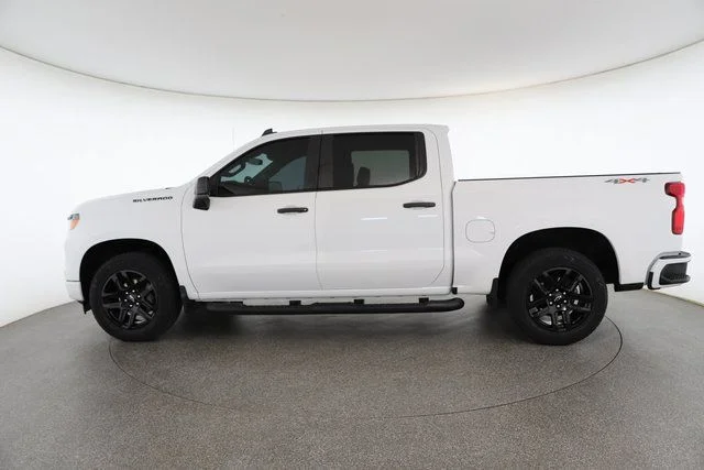 2023 Chevrolet Silverado 1500 Custom - Photo 6