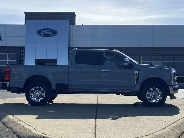 New 2026 Glacier Gray Metallic Tri-Coat Ford  image 2