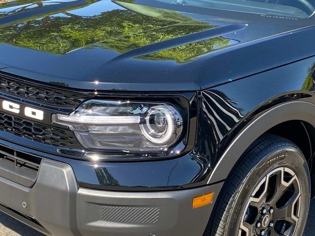 New 2026 Black Ford Outer Banks image 4