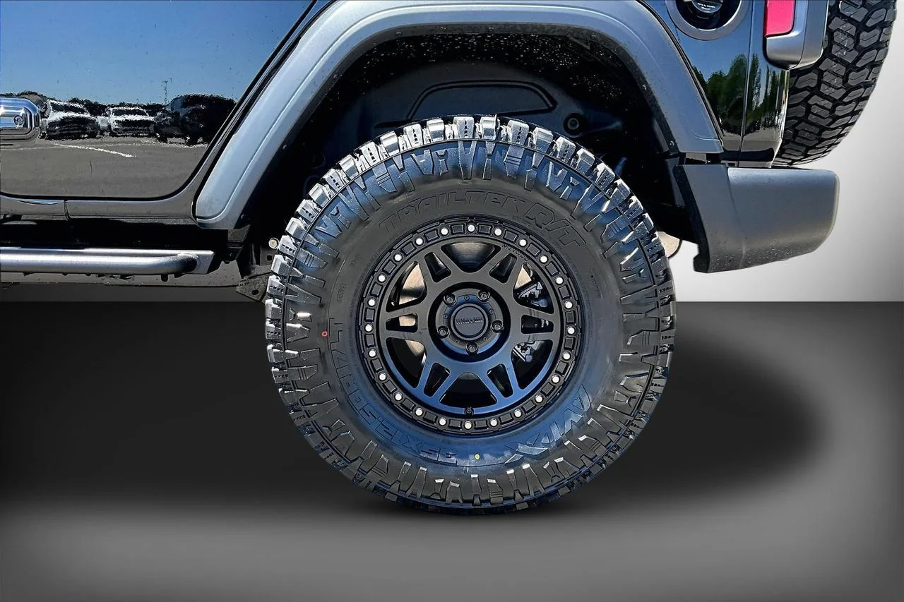 New 2026 Black Clearcoat Jeep Sport S image 28