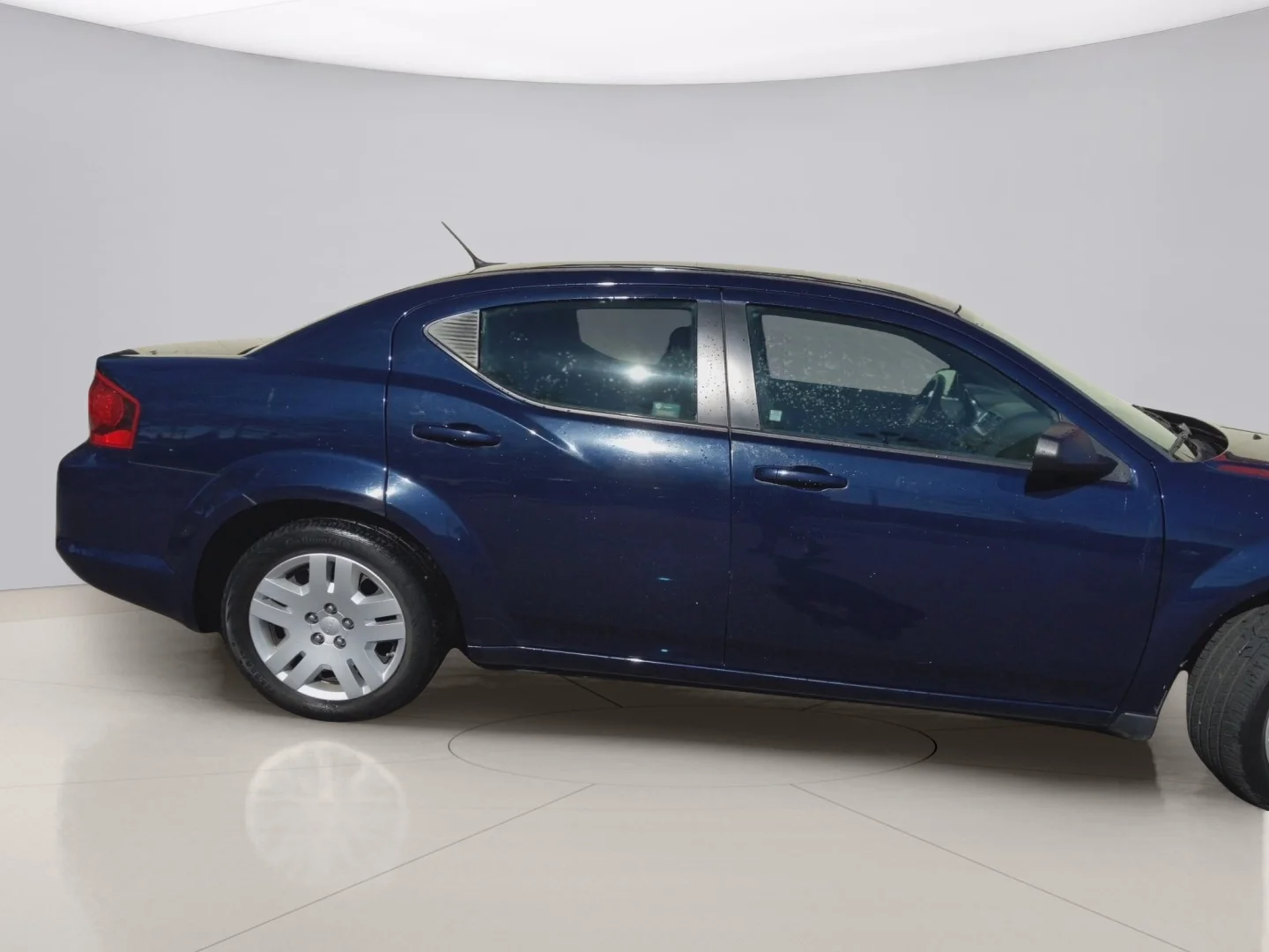 Used 2014 Blue Dodge SE image 6