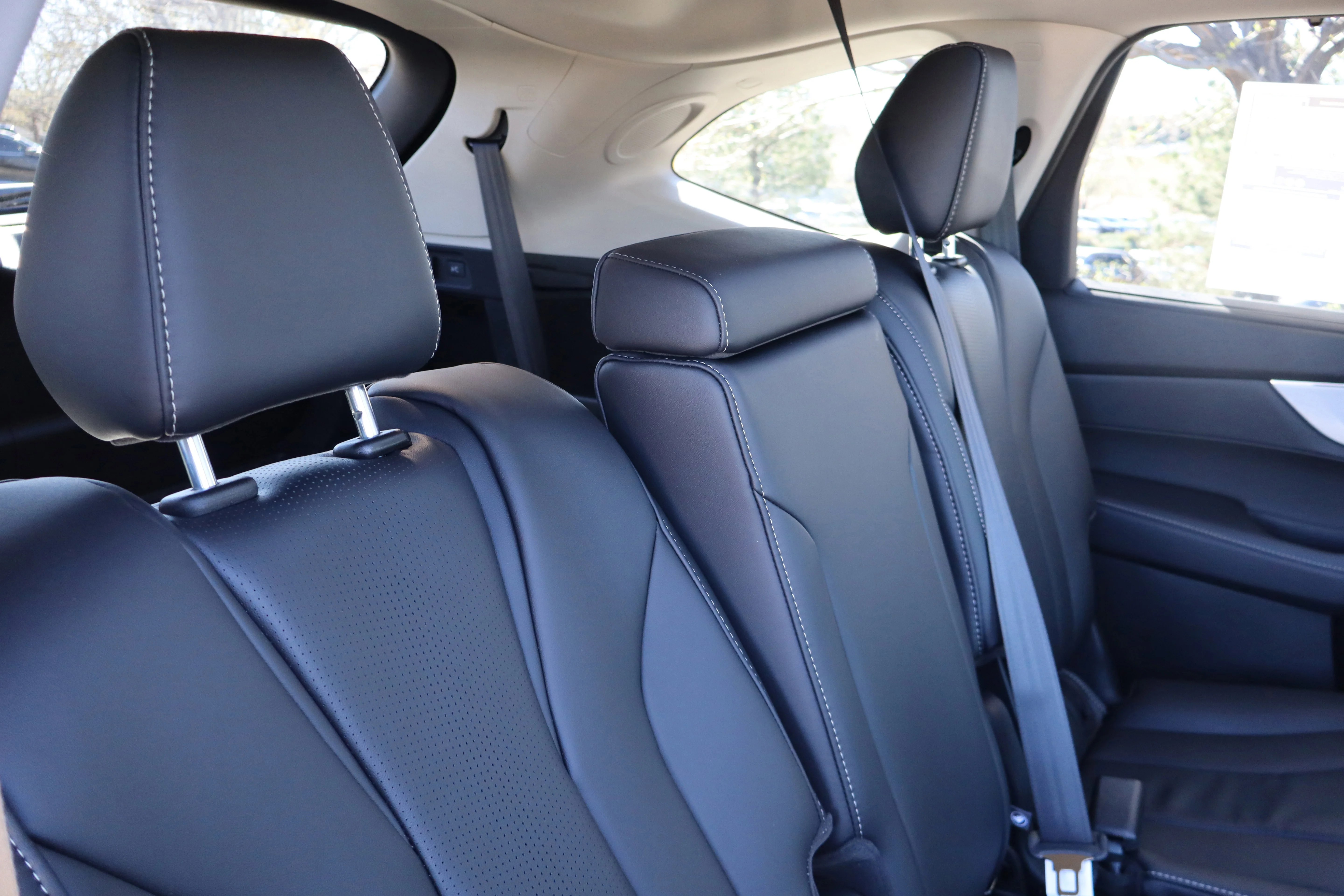 New 2026 Majestic Black Pearl Acura w/Technology Package image 30