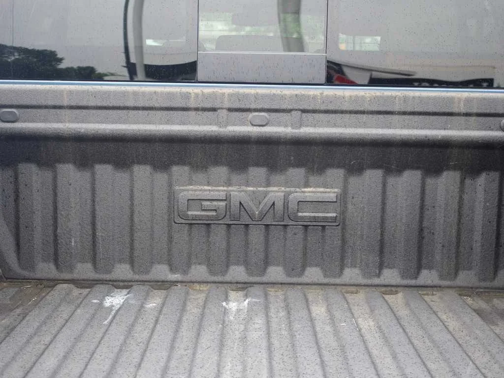 Certified Used 2024 Downpour Metallic GMC SLT image 39