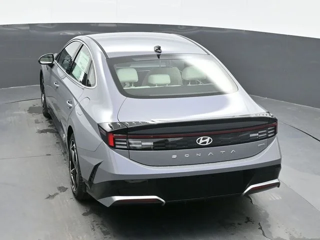 New 2026 Blue Hyundai SEL Sport image 10