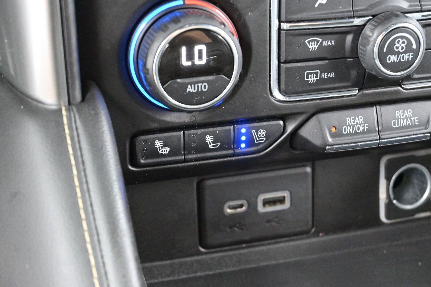 Used 2021 Shadow Gray Metallic Chevrolet Premier image 23