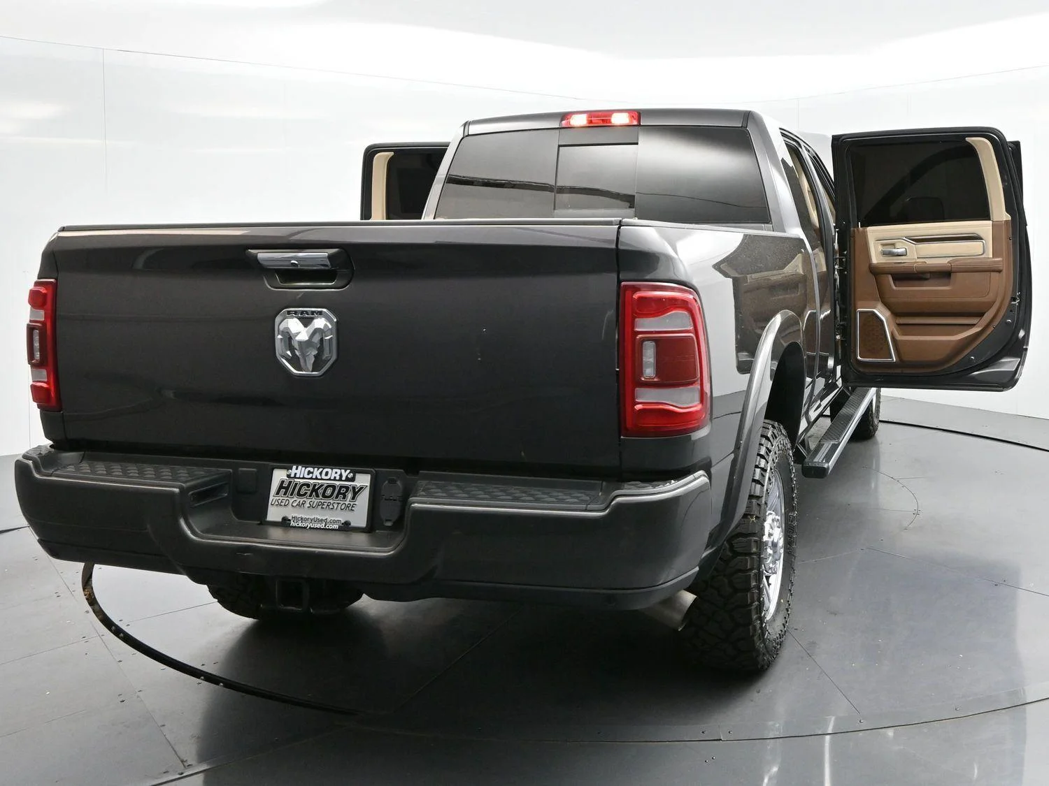 Used 2022 Granite Crystal Metallic Clearcoat Ram Laramie image 45