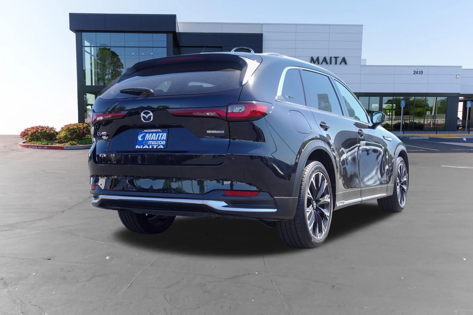 Certified Used 2024 Jet Black Mica Mazda Premium image 4