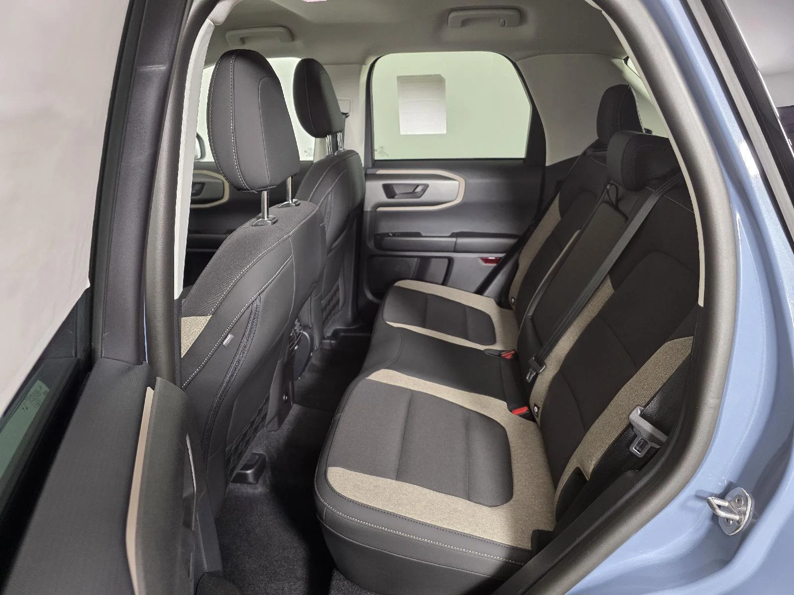 Used 2025 Azure Gray Metallic Tri-Coat Ford Big Bend image 16