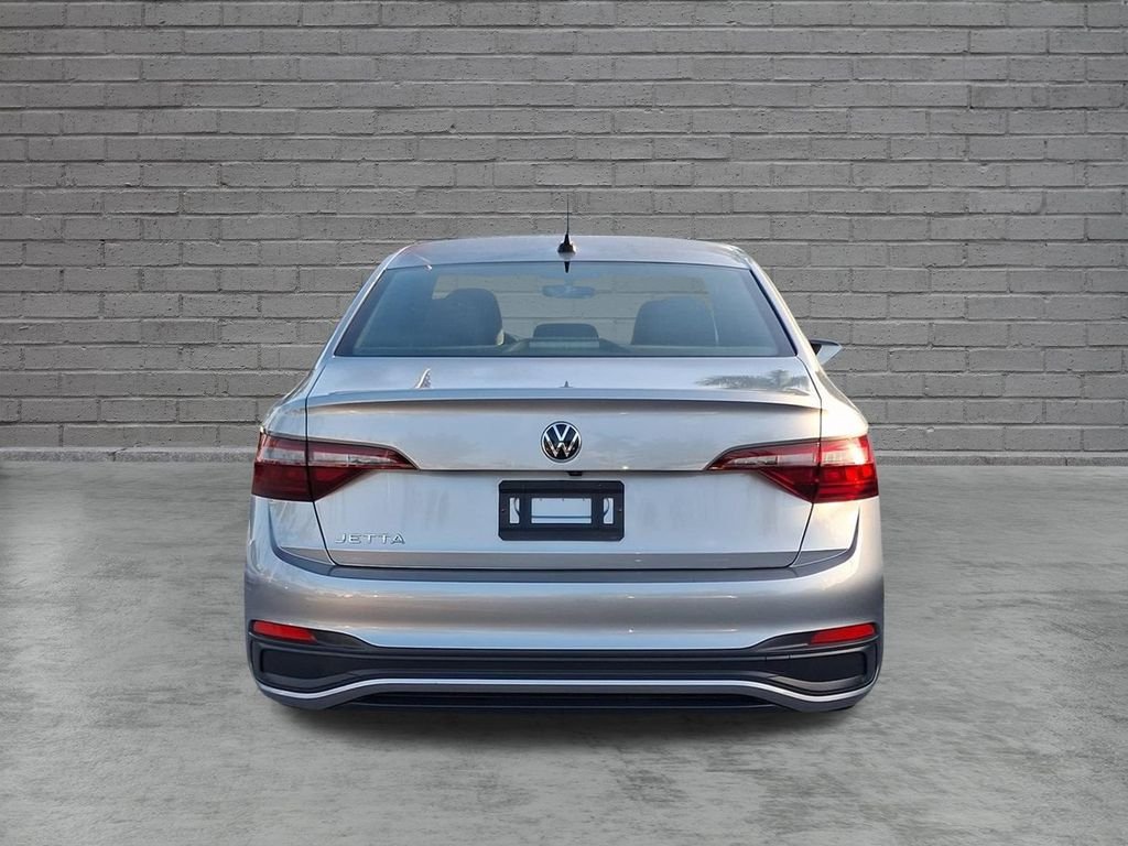 Certified Used 2023 Silver Volkswagen 1.5T Sport image 9