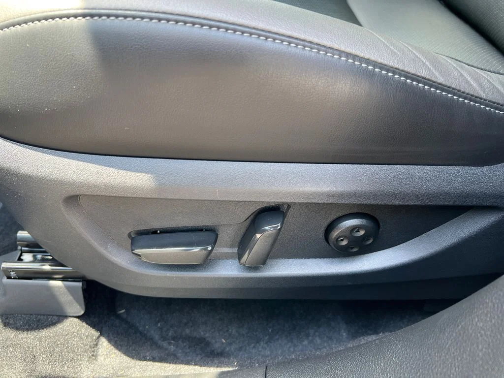 2025 INFINITI QX55 Essential - Photo 10