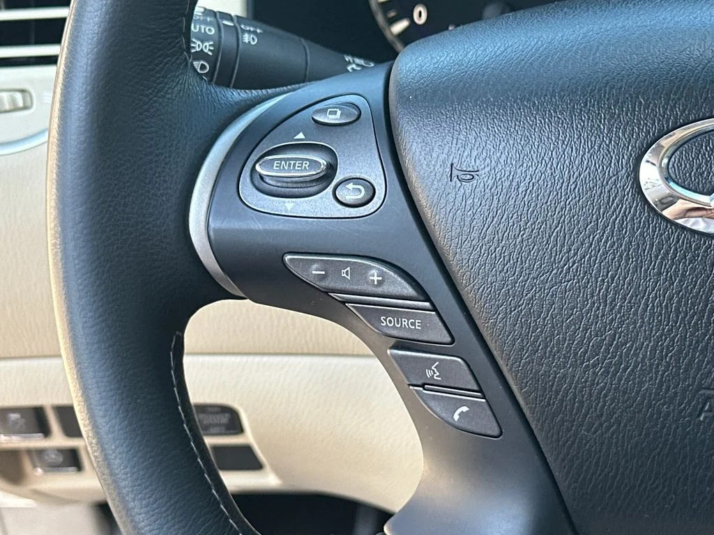 Used 2016 Blue INFINITI Base image 21