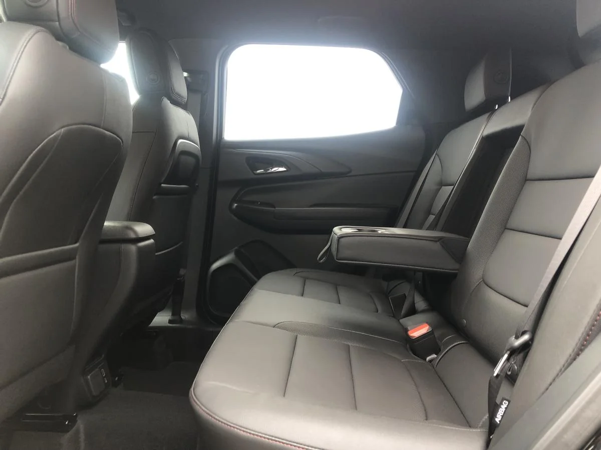 New 2026 Black Chevrolet Awd 4dr Rs image 11