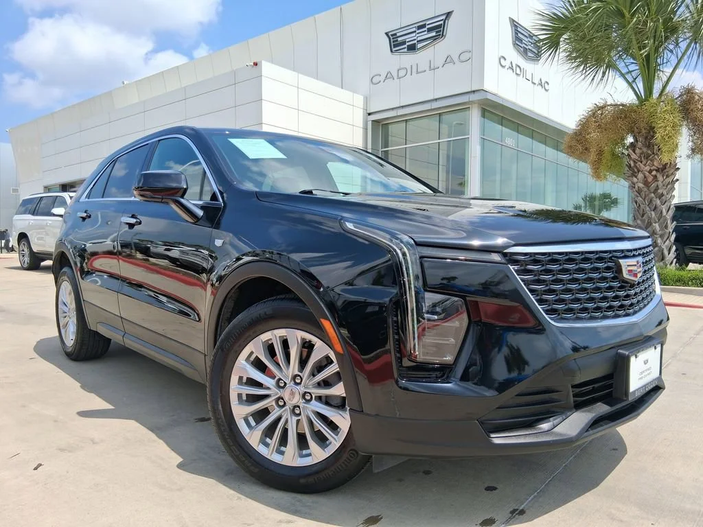 2024 Cadillac XT4 Luxury's photo