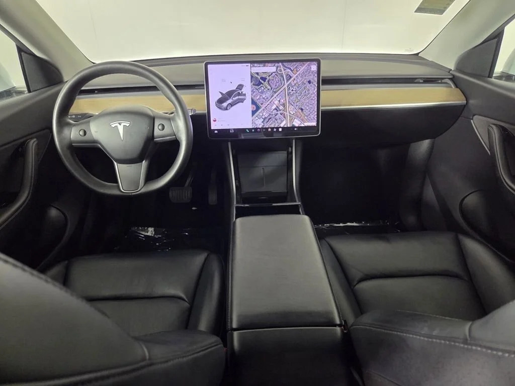 Used 2020 White Tesla Long Range image 26